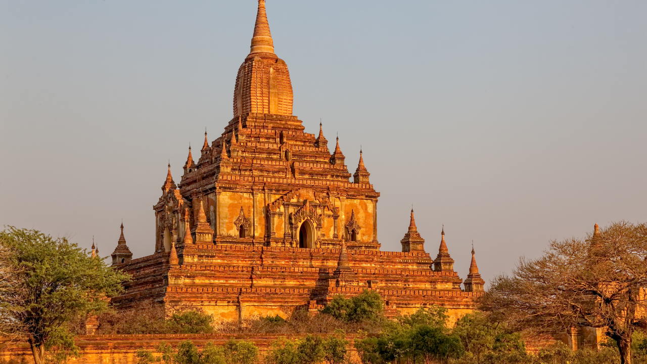 Gawdawpalin Temple,photogenic places